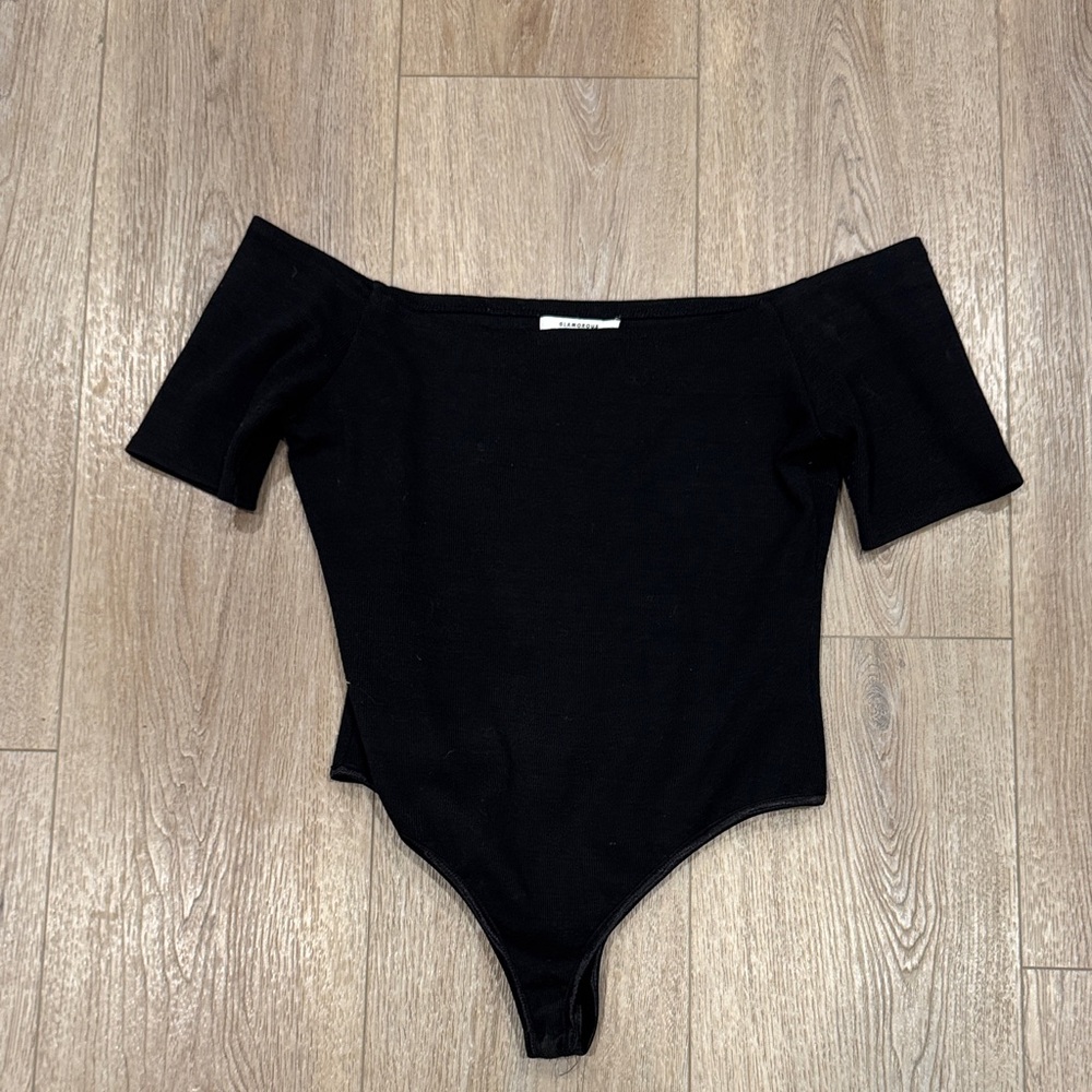 Off the shoulder ribbed body suit